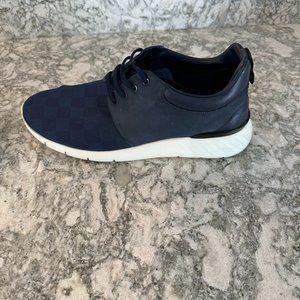 Louis Vuitton Navy Blue w/ Damier Print and White Sole Fastlane Sneaker Size 10